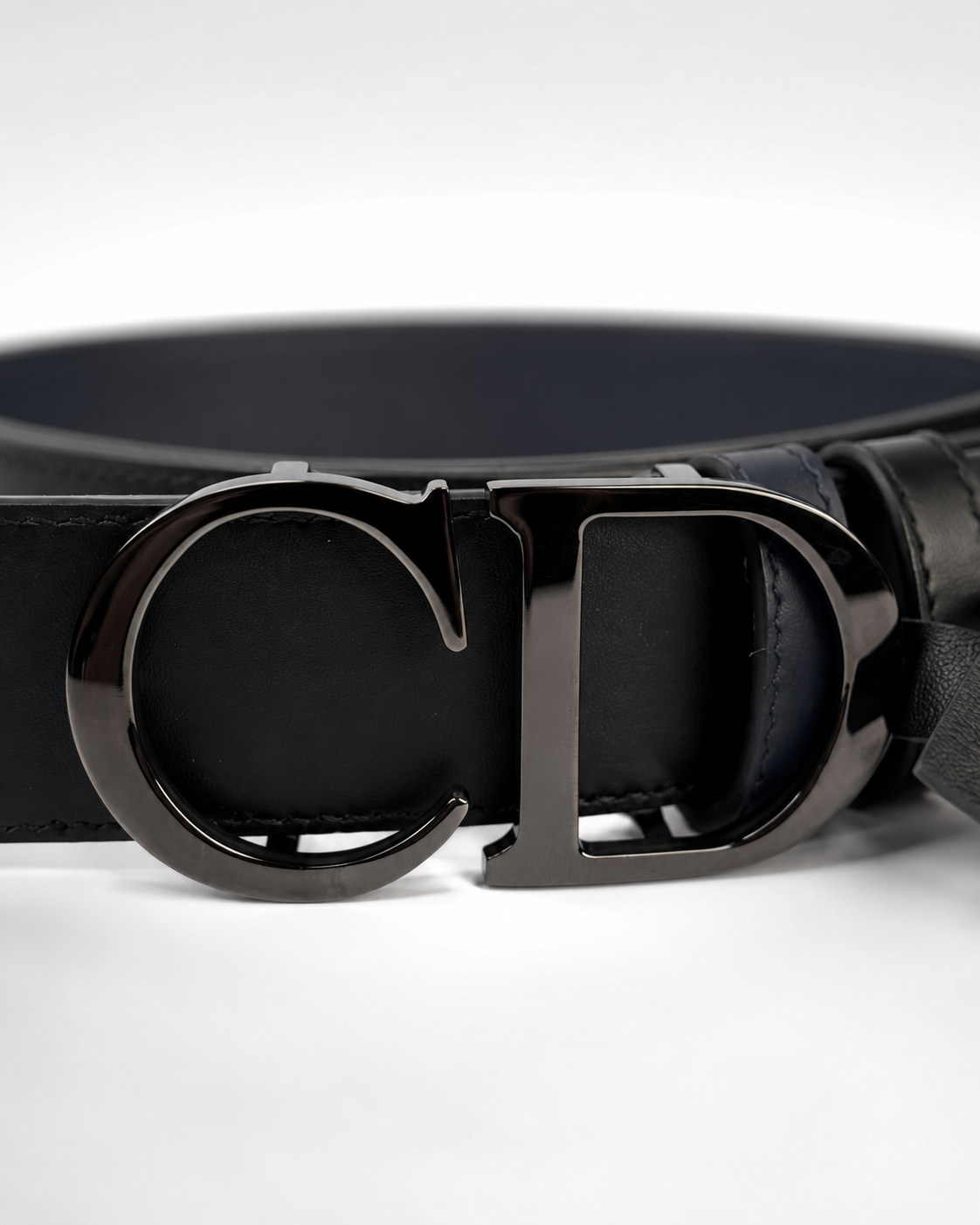 Black/ Dark blue/navy accents visible on inner or loop sections Reversible Dark Metal Buckle Belt - Product image 3