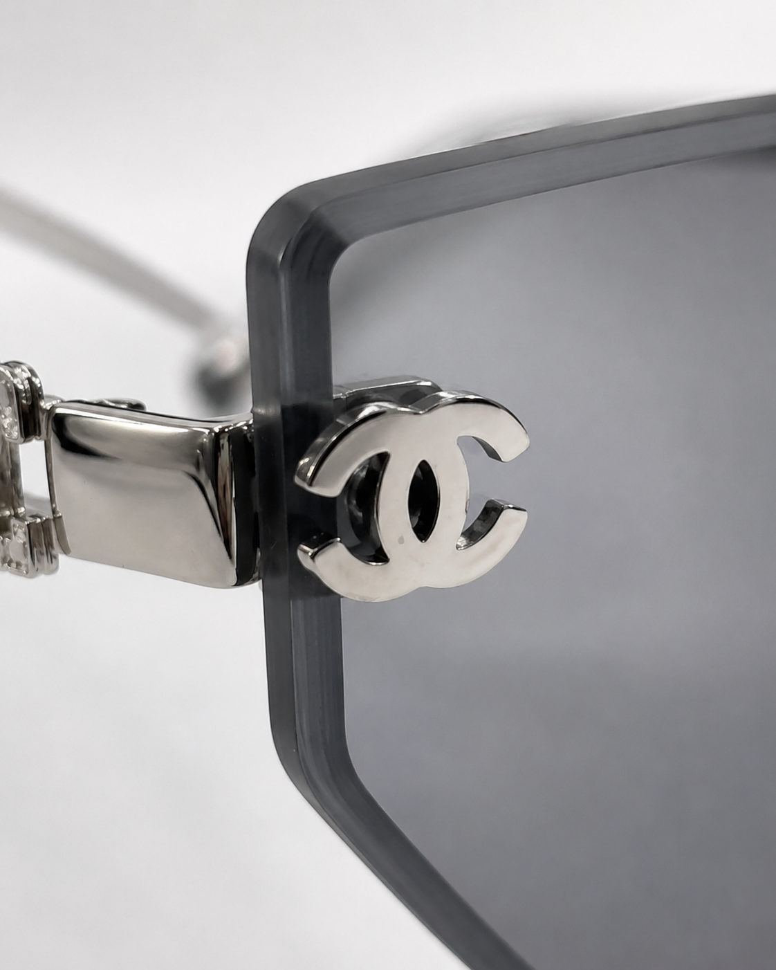 CC Silver Grey Rimless Geometric Sunglasses