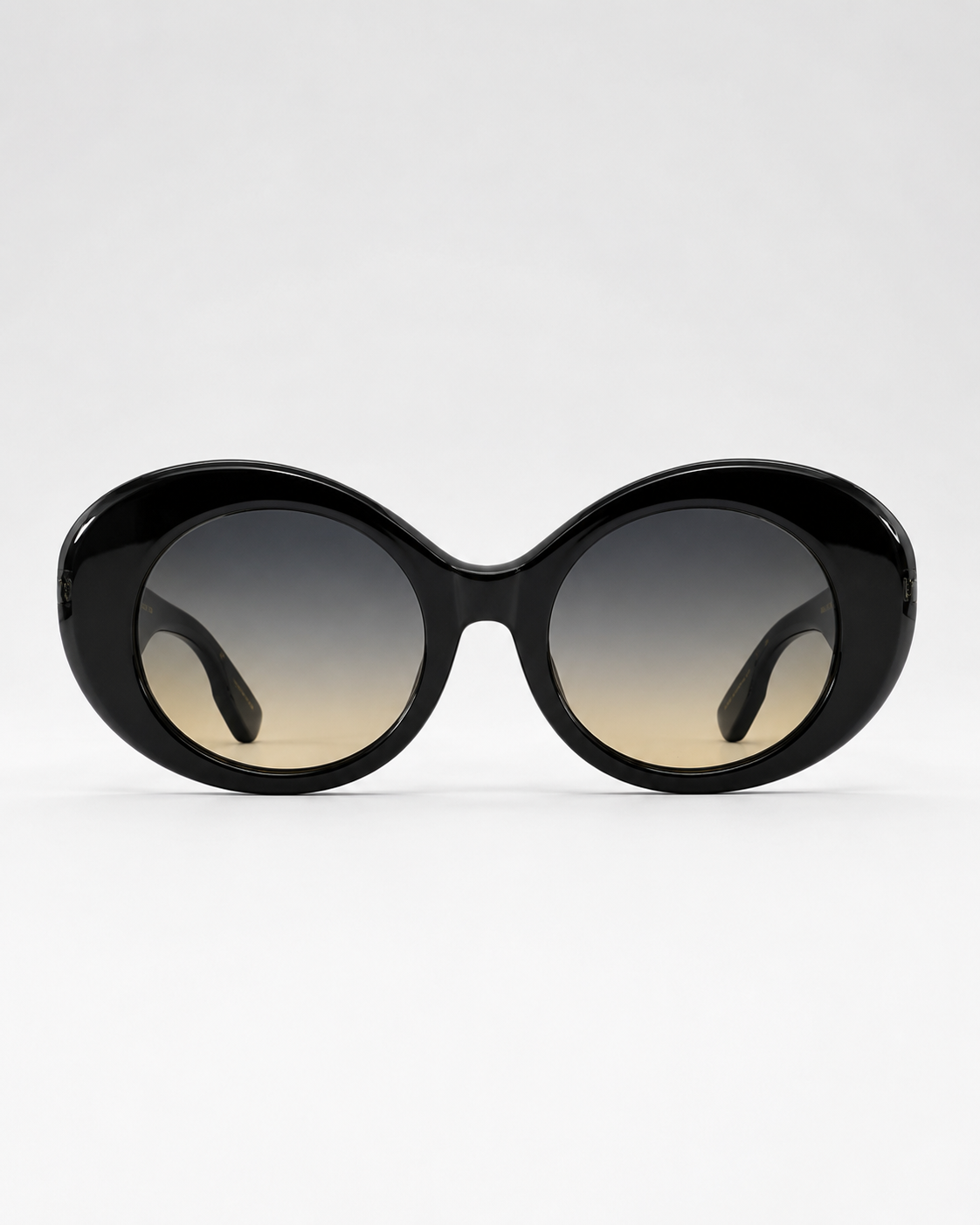 BRBRY — BB Black Gradient Round Sunglasses