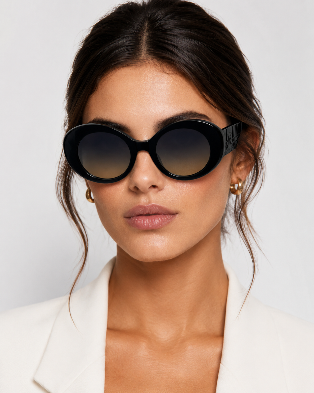 BRBRY — BB Black Gradient Round Sunglasses