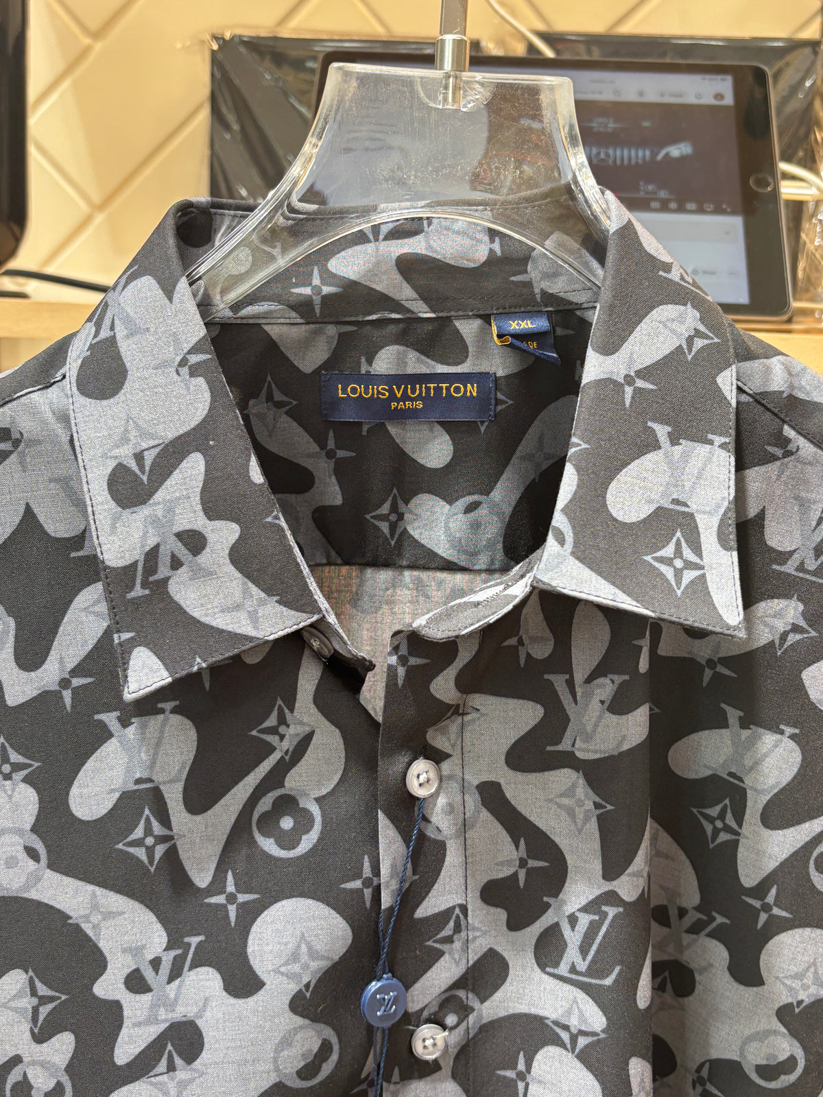 Men’s Black abstract print Shirt - IMG 7121