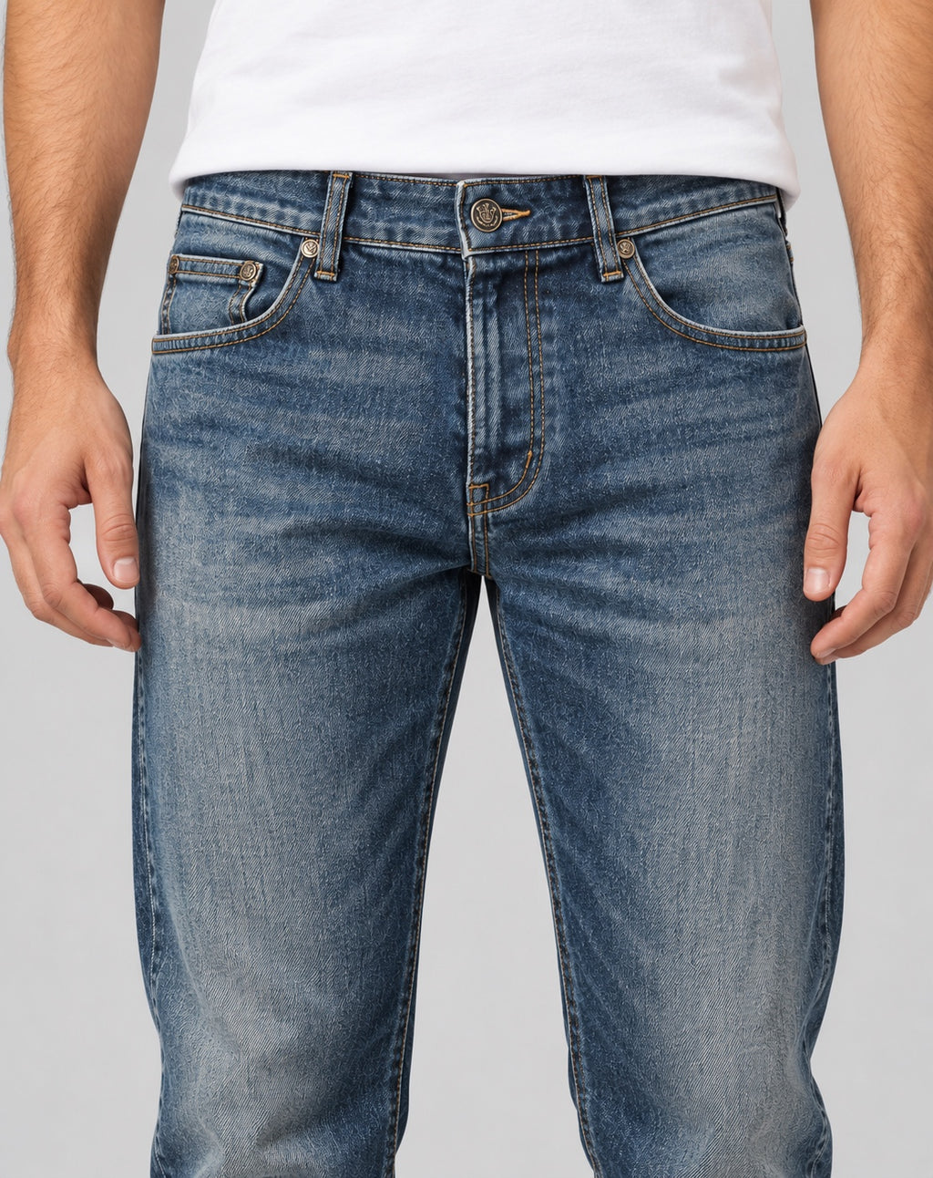 Men’s Straight-Fit Jeans – Vintage Indigo Blue - front detail
