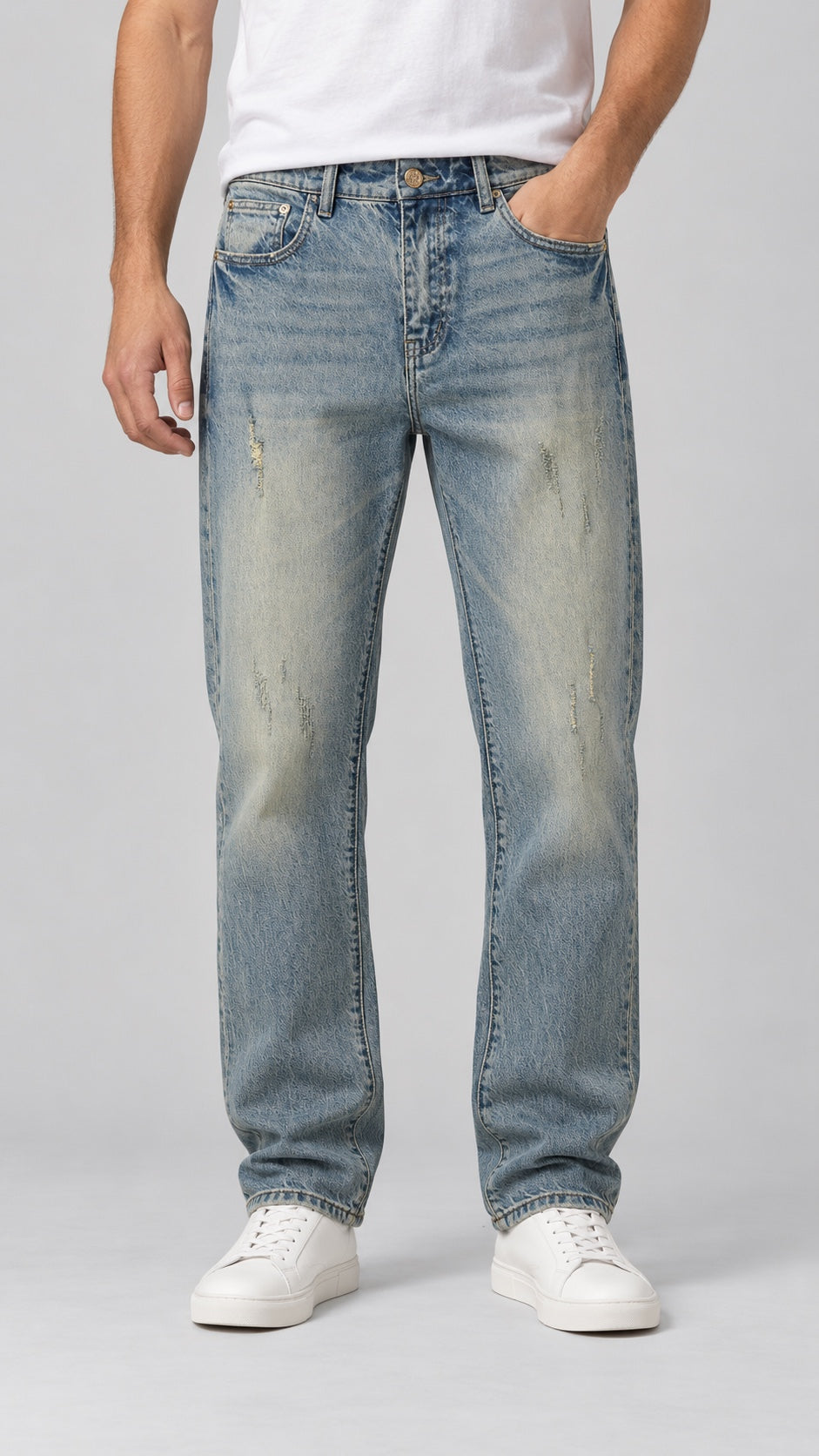 Men’s Anagram Straight-Fit Jeans – Light Vintage Indigo - front view