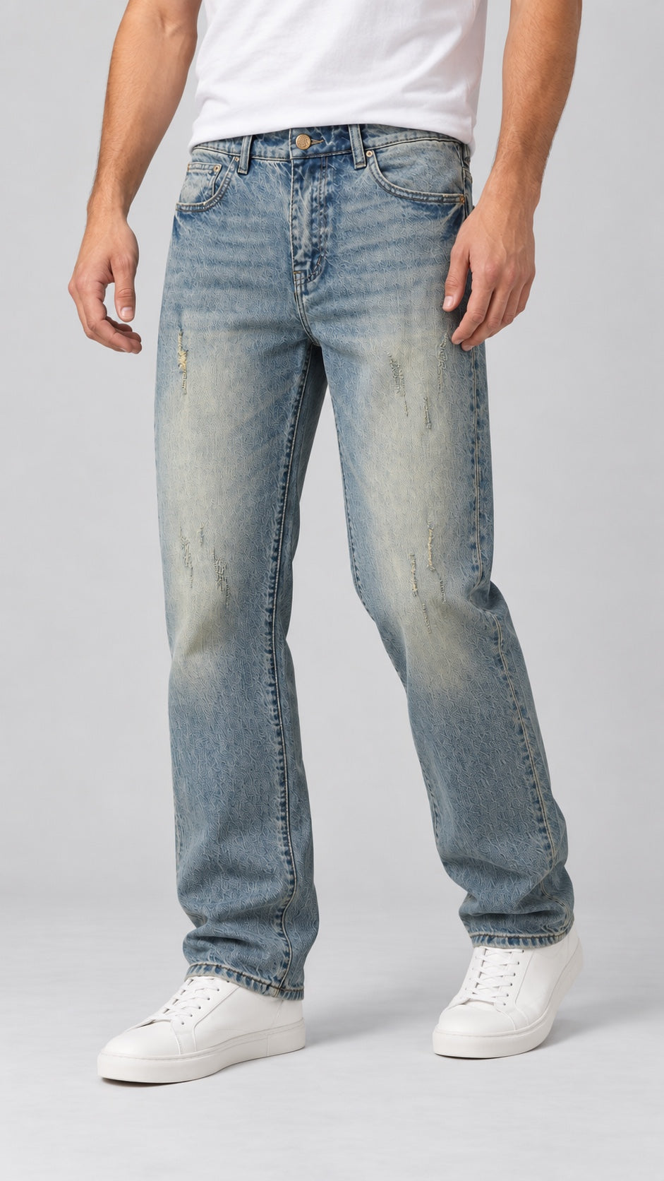 Men’s Anagram Straight-Fit Jeans – Light Vintage Indigo - angled front