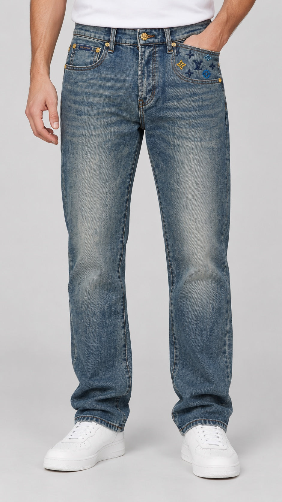 Men’s Straight-Fit Jeans – Vintage Washed Blue - front view