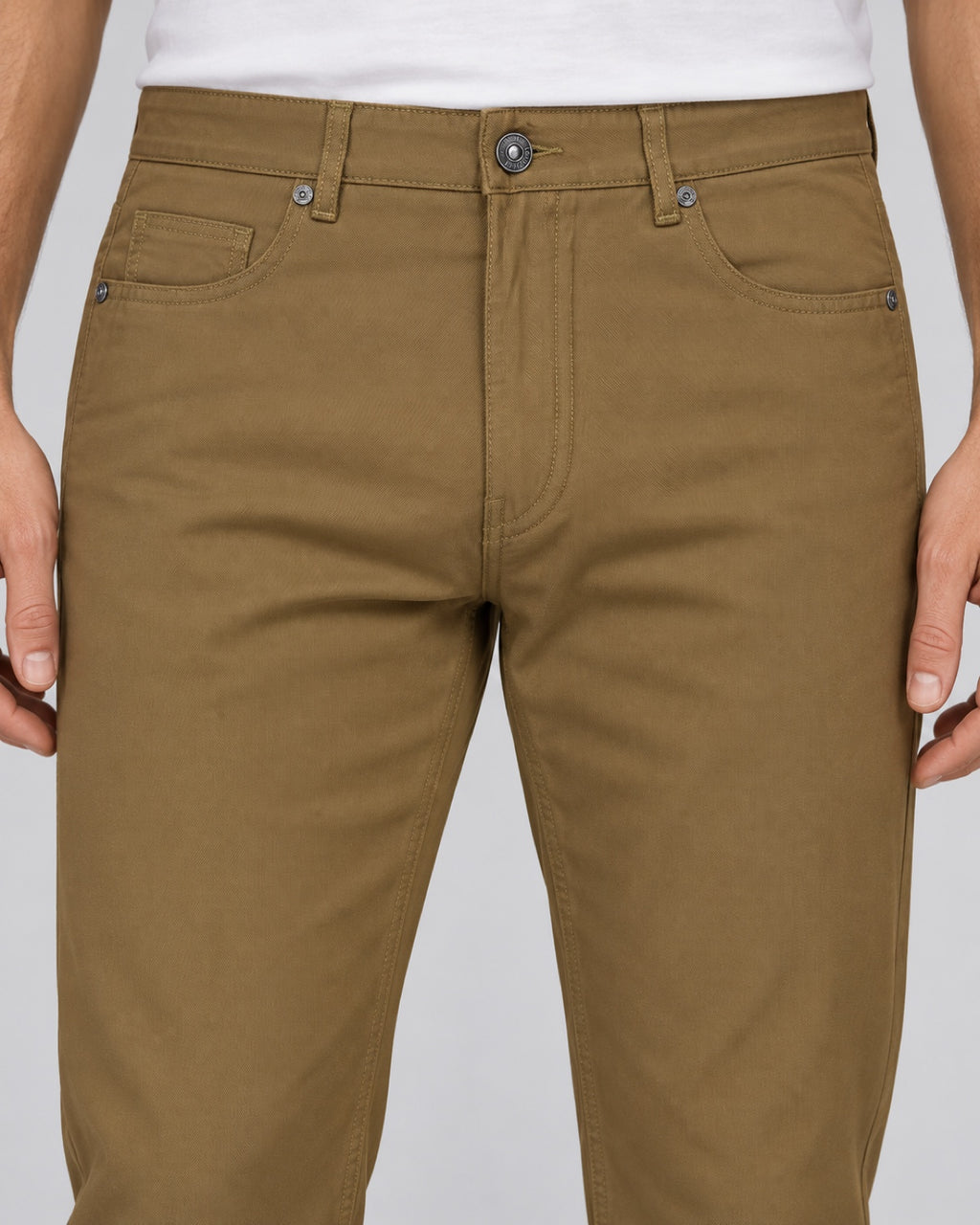 Men’s Five-Pocket Trousers – Camel Khaki - front detail