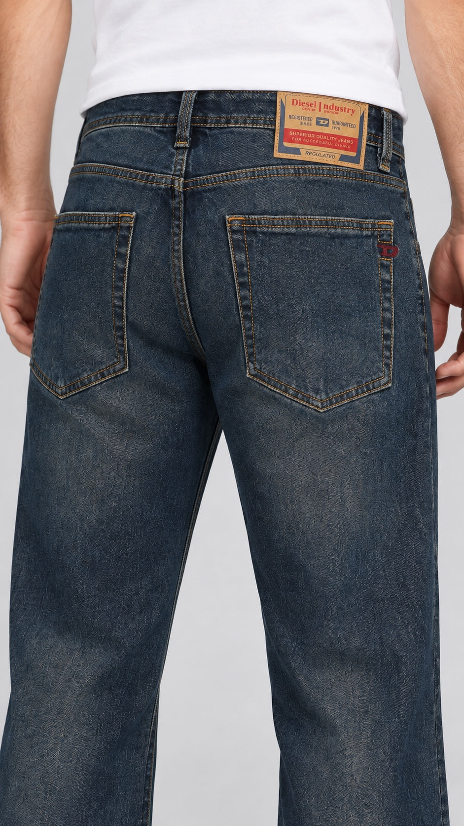 DSL — Men’s Wide-Bottom Straight-Fit Jeans – Dark Vintage Indigo — back detail