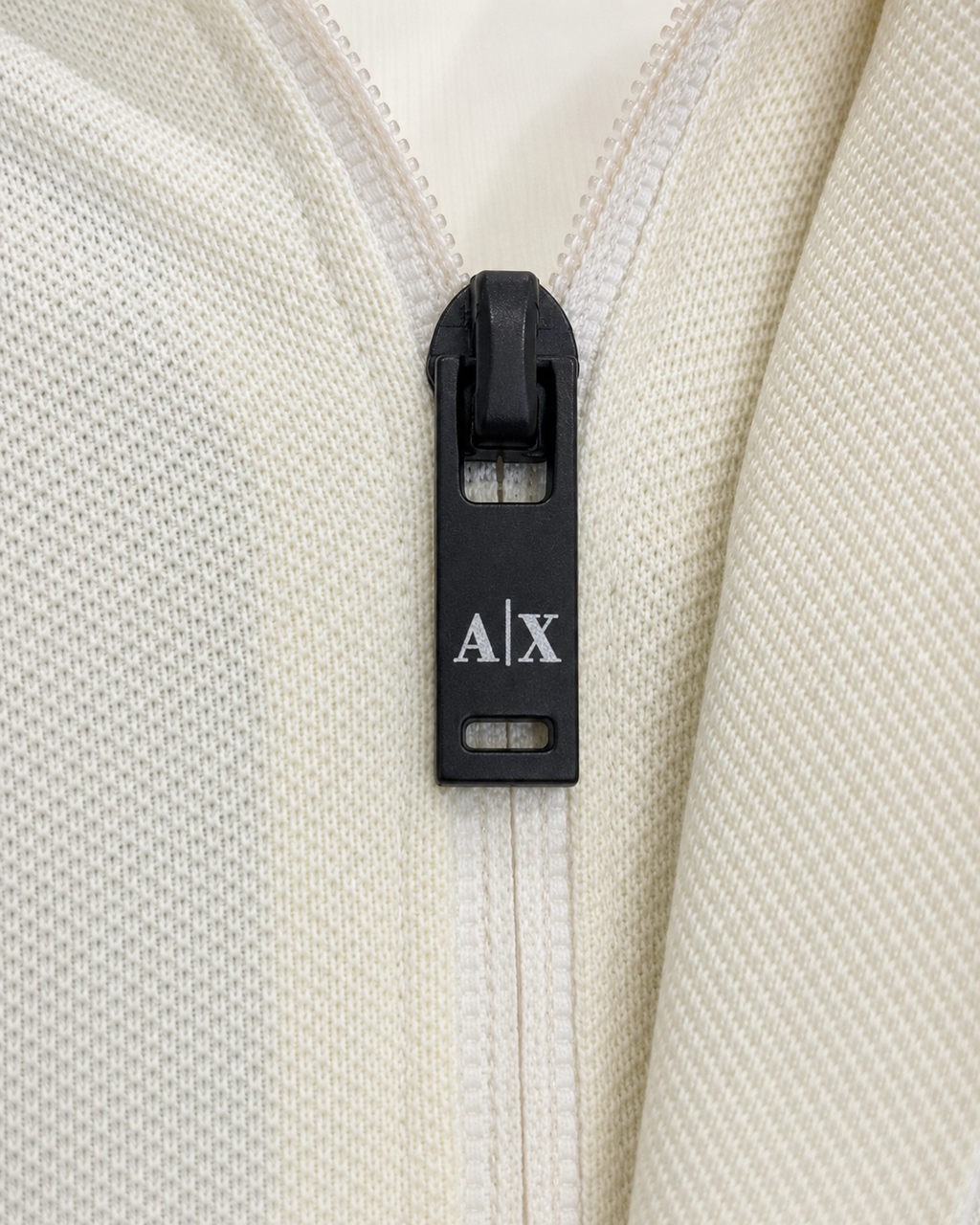 Men’s Off-White Zip-Placket Polo T-Shirt - view 5