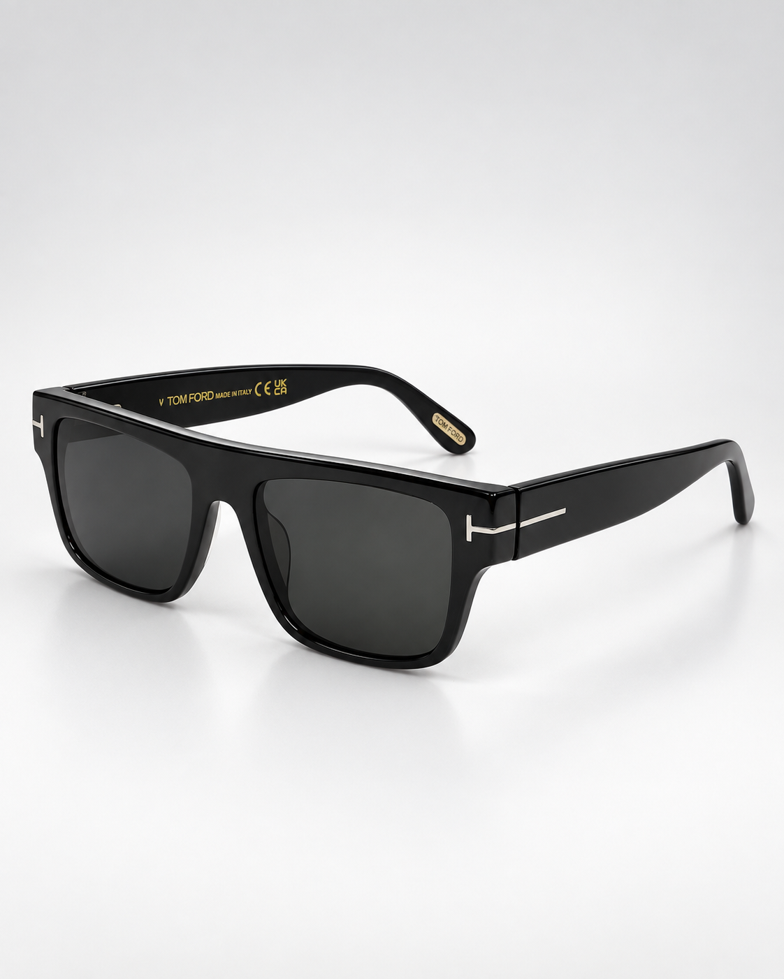 tom ford ft0907 c001 sunglasses — 45 degree product view