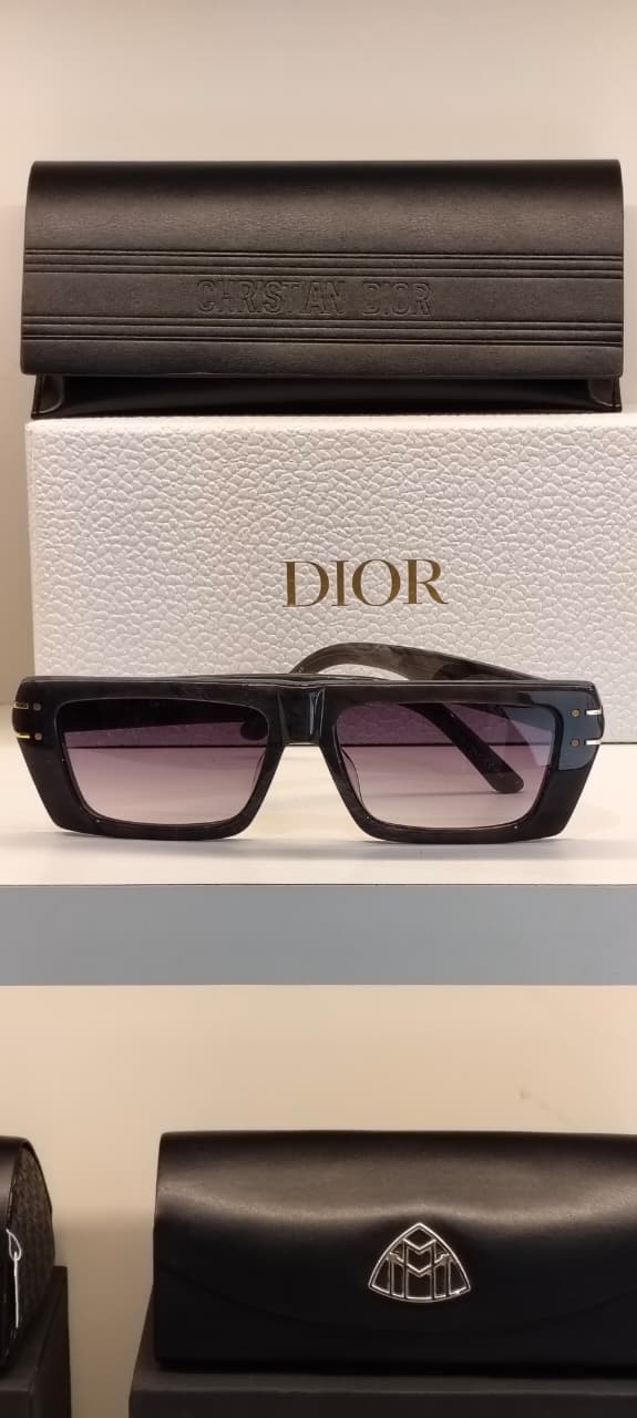 CD — Black Purple Gradient Square Sunglasses – Model 1 - actual product 1