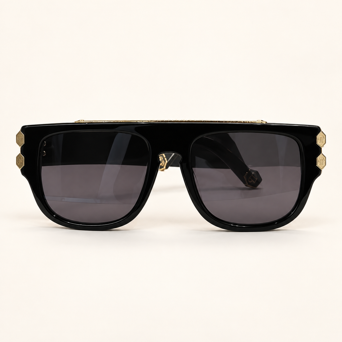 PP — Black Oversized Square Sunglasses – Model 1