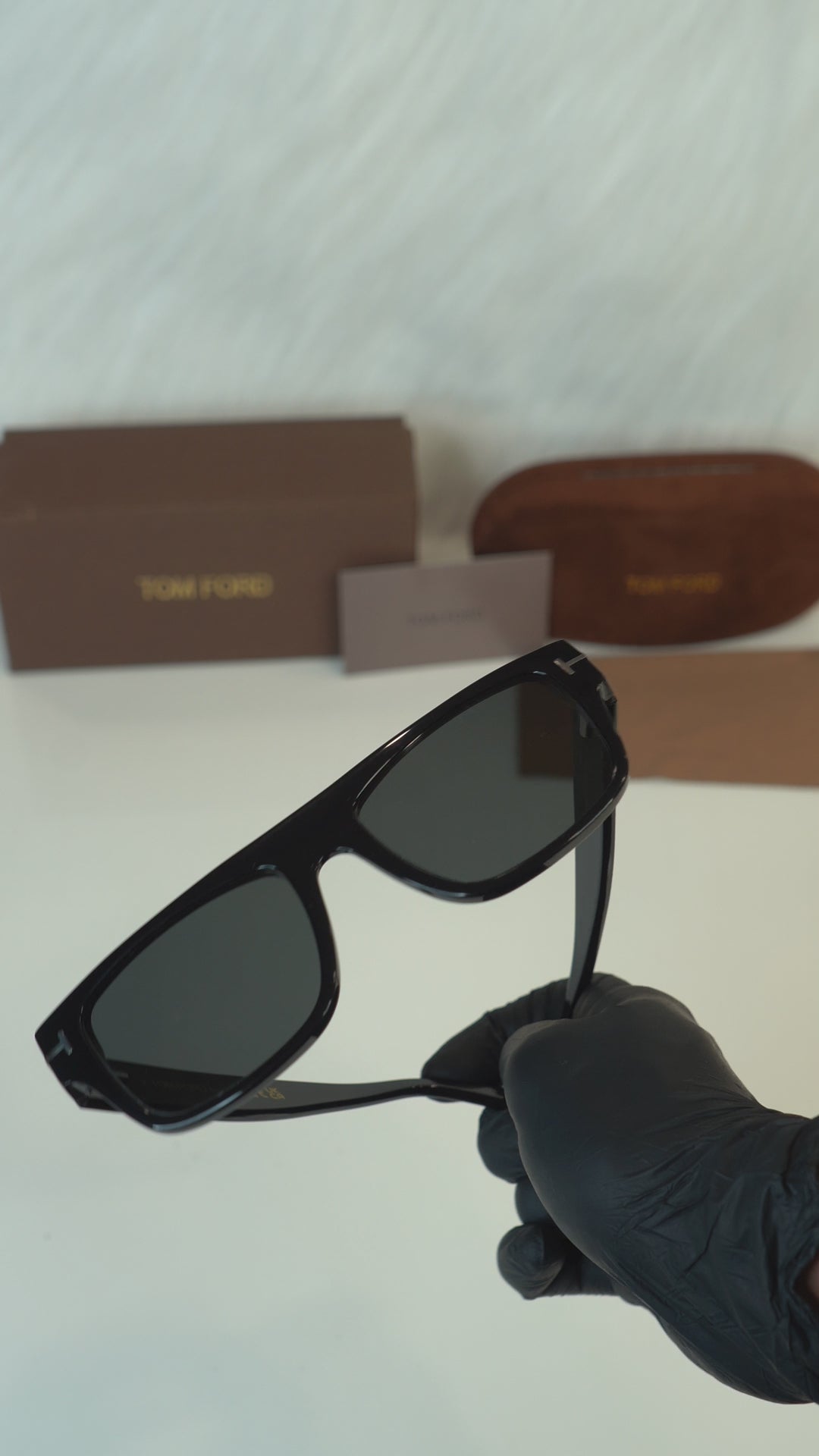 TF — FT0907 C001 Glossy Black Rectangular Sunglasses — silent high-quality complete detailing video